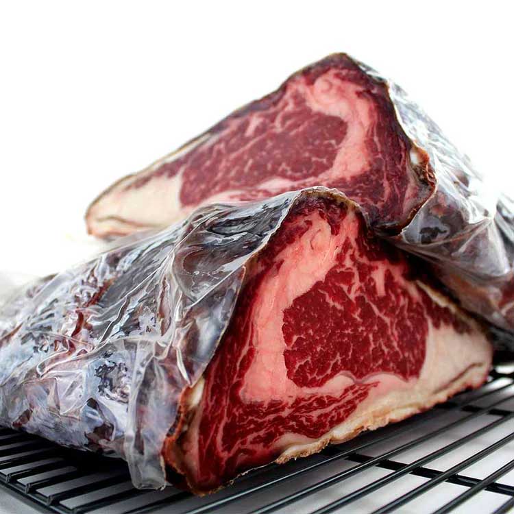 UMAi Dry Age Steak Bags Canada